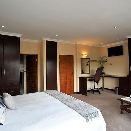 Sunset Manor Guest House Potchefstroom Luaran gambar