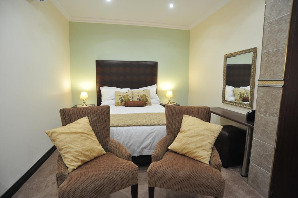 Sunset Manor Guest House Potchefstroom Luaran gambar