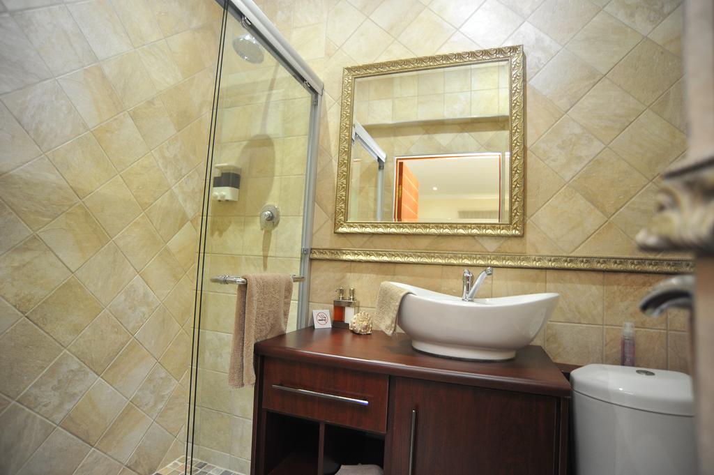 Sunset Manor Guest House Potchefstroom Luaran gambar