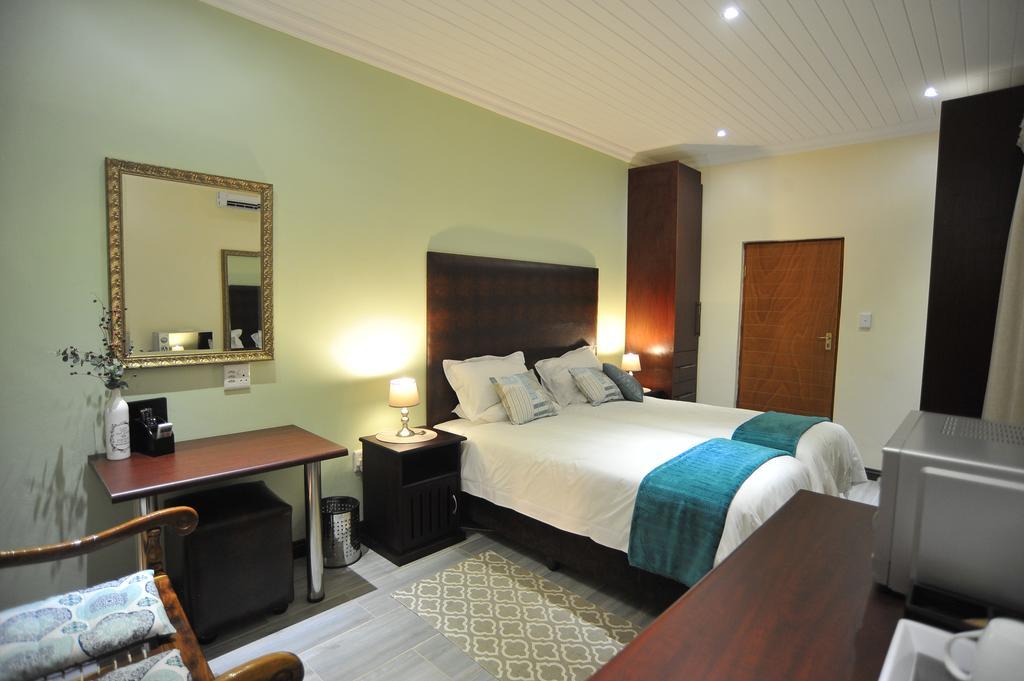 Sunset Manor Guest House Potchefstroom Luaran gambar