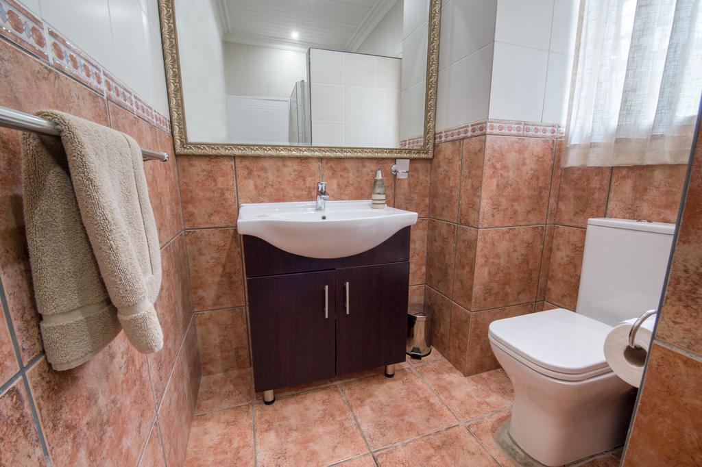 Sunset Manor Guest House Potchefstroom Luaran gambar