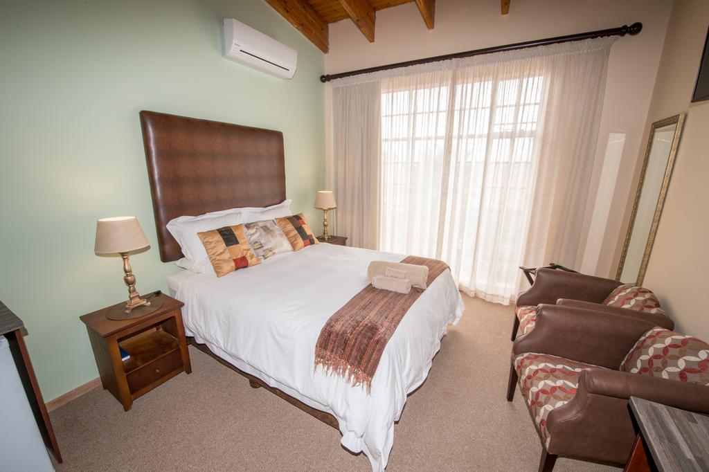 Sunset Manor Guest House Potchefstroom Luaran gambar